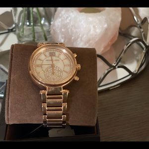 Michael Kors rose gold watch